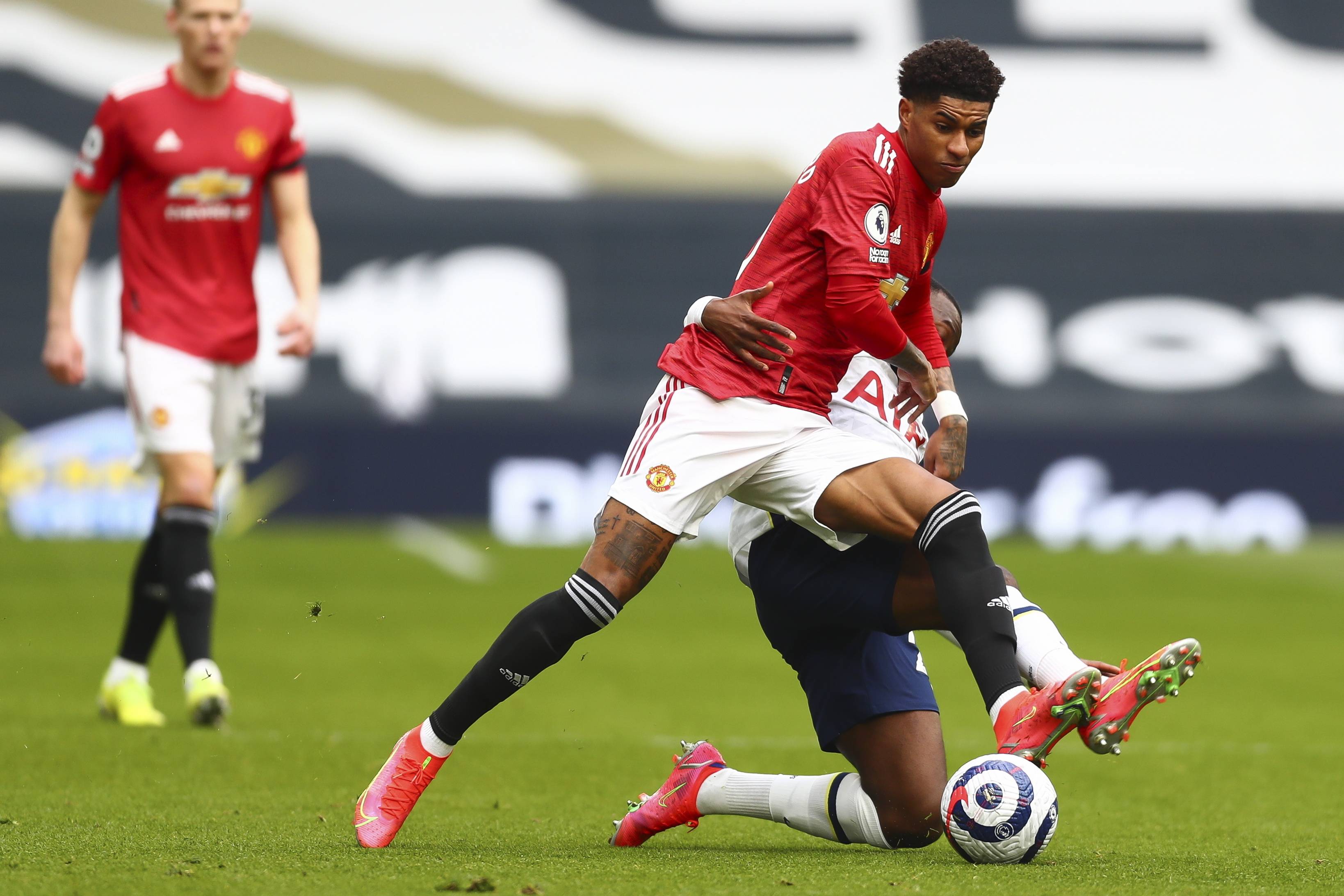 赛季中的表 赛季中的表